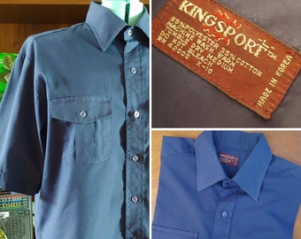 1970s Navy Blue Short Sleeve Button Up Men's Shirt By Kingsport Made In Korea Retro Rockabilly Mod Mid Century Medium Large M L