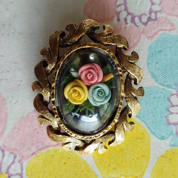 Vintage 1950s 1960s Shadowbox Miniature Floral Brooch With Three Roses Mid Century Rockabilly Mod Granny Chic Kitsch Kitschy