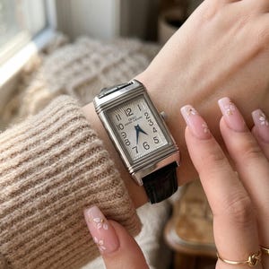 Rechthoekig art-decohorloge | Sunburst-wijzerplaat, zwarte band, zilveren kast