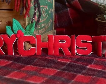 Vintage Stuffed “Merry Christmas” Fabric Letter Garland – Red Holiday Banner with Holly Leaves