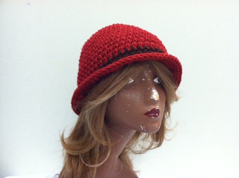 SALE Crochet 20/'s style Cloche Hat CLARETBROWN