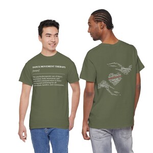 Camiseta con la definición de danza/terapia del movimiento (blanco y negro) imagen 8