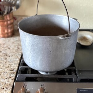 RARE Wagner Ware Sidney Large Aluminum Kettle With Wire Bail Handle 9 Qt