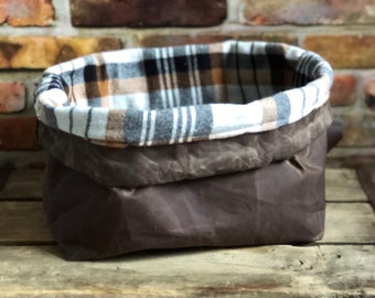 Waxed Canvas Chocolate Brown Tan/Black Plaid Flannel Lining Knit Crochet Drawstring Tote Project Ditty Bag Finger Loop Strap Flat Bottom