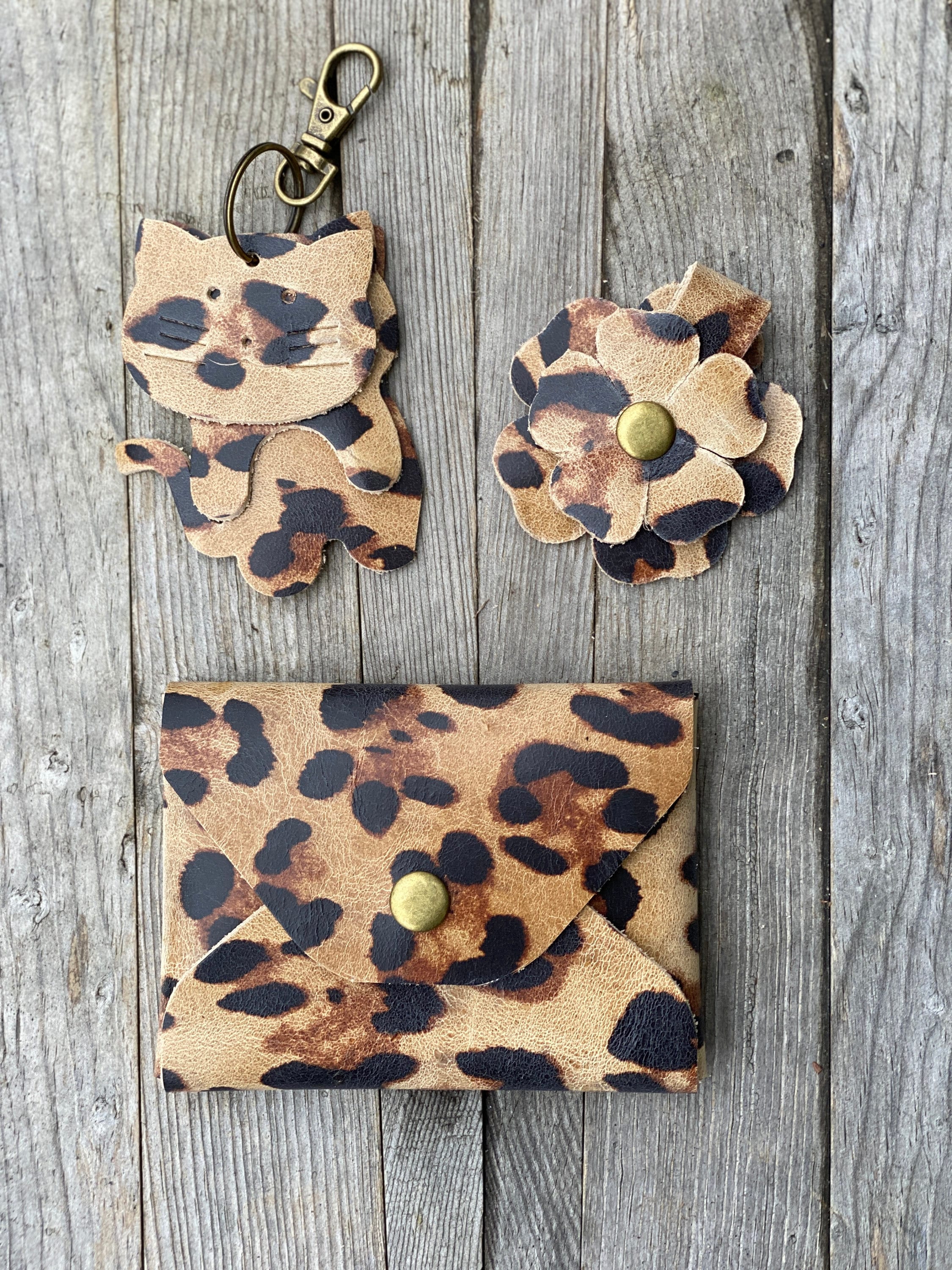 Leopard Print Leather Collection, Mini Card Cash Wallet, Cat Charm, Snap Flower