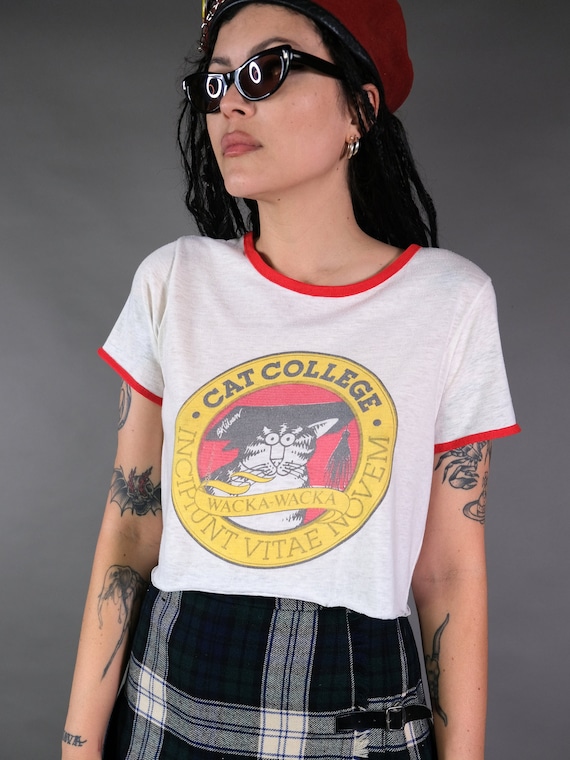 70s Vtg Tissue Thin Cat College 50/50 Tee Size S/M