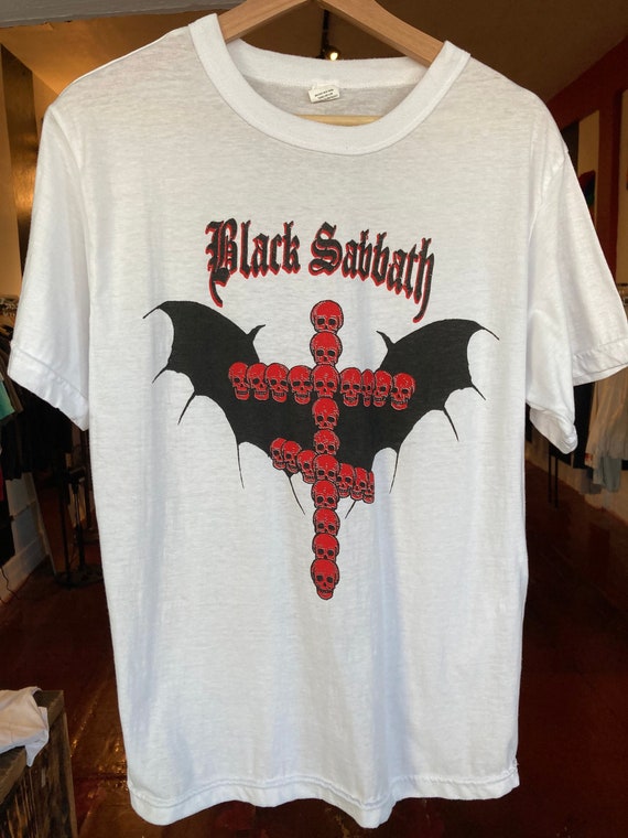 Black Sabbath L