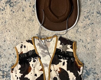 Kids Cowboy Hat and Vest Sheriff Pin