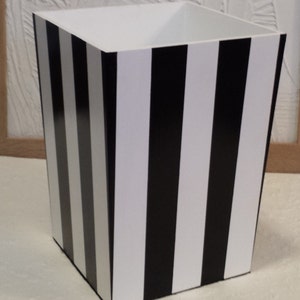 Black and White Trash Can, Garbage Can, Trash Can for Bathroom, Waste ...
