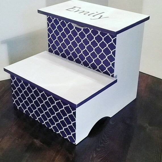 Quatrefoil Step Stool Purple And White Personalize Stepstool Bathroom Stool Bedroom Stool Steps Storage Quatrefoil Stool Kitchen Storage