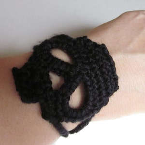 Crochet Cuff Bracelet with Skull, You choose the colors image 2