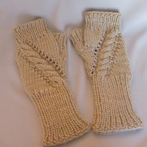 Hand-knitted Fingerless Gloves Mittens Arm Warmers with Beautiful Ornament image 5