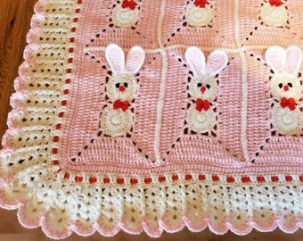 Custom order. Crochet Pink Baby Blanket with bunny, rabbits for little girl / Easter Bunny.