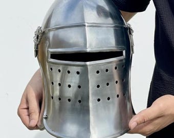 Handcrafted Steel Crusader Great Helm | Knight Templar Armor
