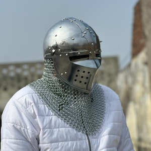 Casco de caballero medieval portátil, armadura cruzada hecha a mano para cosplay, LARP, recreación histórica, exhibición y regalo.