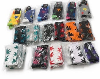 Rasta Leaf Pattern Socks – Colorful Casual Crew Socks