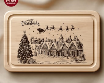 Peut inclure: Planche à découper en bois clair avec un bord en retrait. La planche présente une scène de Noël gravée détaillée avec un arbre, des maisons et le traîneau du Père Noël. Les mots "Merry Christmas" sont également gravés.