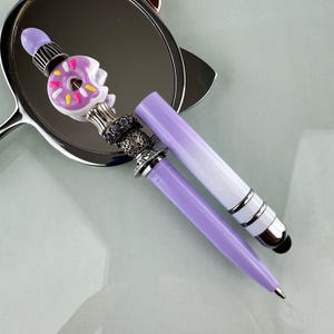 Handmade Lavender Donut Beaded Pen with Stylus – Kawaii Stationery Gift, 2-in-1 Touchscreen Stylus & Ballpoint Pen