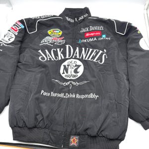 Chaqueta de carreras NASCAR Jack Daniel’s Old No.7 – Chaqueta de patrocinador del equipo RCR Racing con tarjeta Okuma GM de cierre a presión