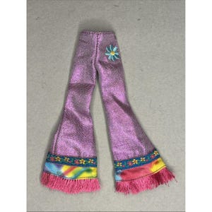 Lisa Frank Fab Friends Lisa Skate Doll Tie Dye Rainbow Fringe Bell Bottoms SOLAMENTE imagen 1