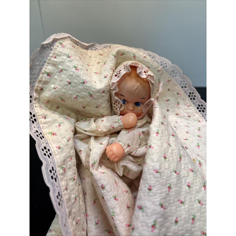 Lace Puppet Vintage Small Baby Doll Hand Puppet W/lace & Roses Blanket Plastic Head ...