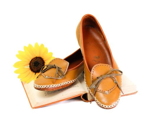 SALE 1950s shoes // The Understudy 1950s caramel … - image 1