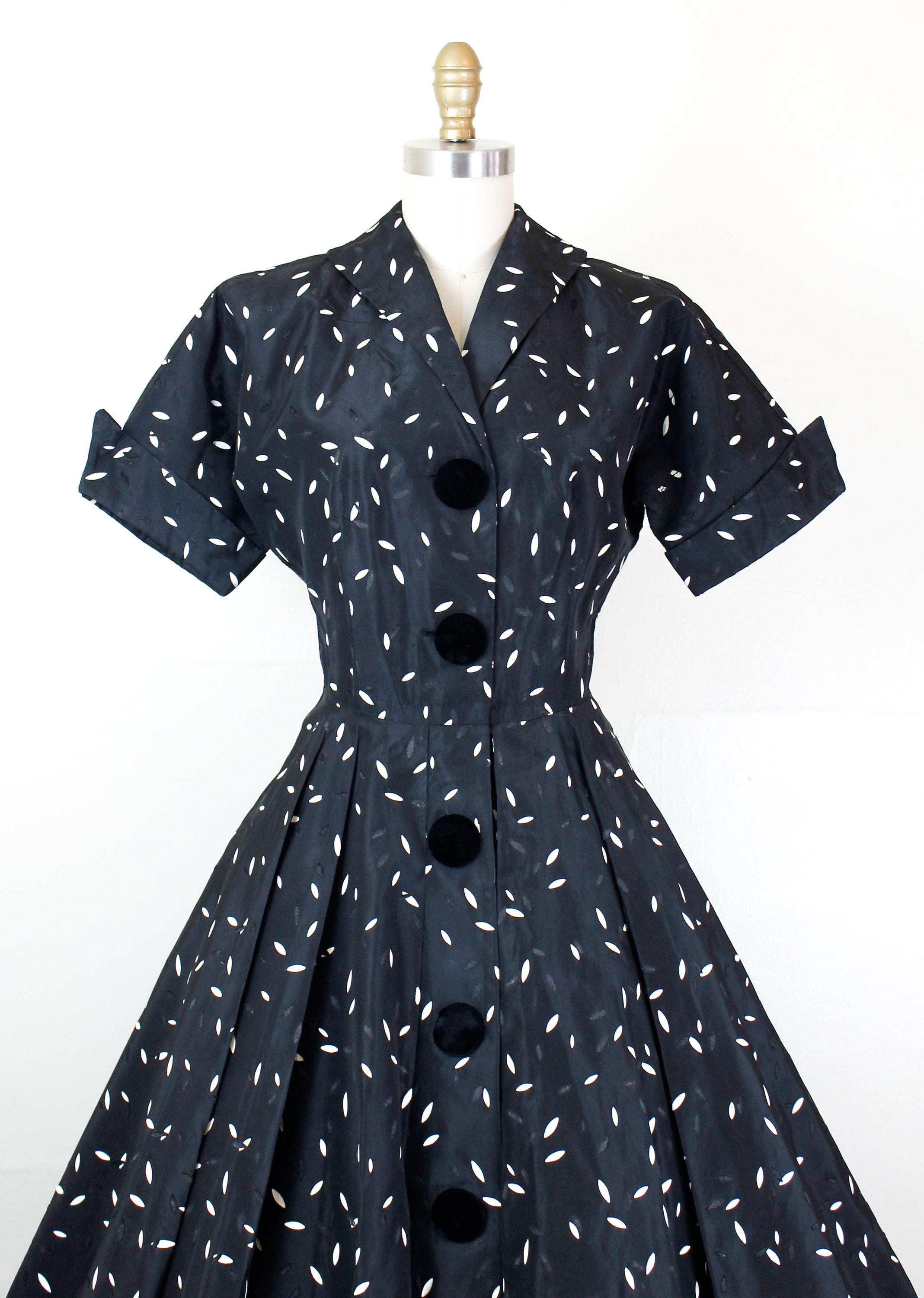 1950s black dress // Atomic Confetti vintage taffeta 1950s dress . md ...