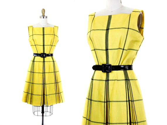 1960s plaid dress // Clueless yellow vintage windo