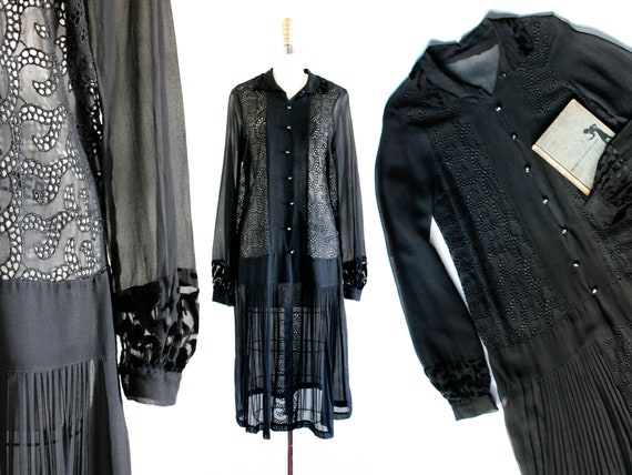 1920s black dress // Lady Blackwood vintage 20s dr
