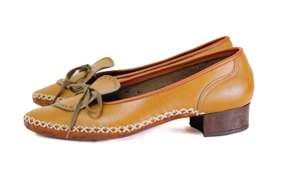 SALE 1950s shoes // The Understudy 1950s caramel … - image 4