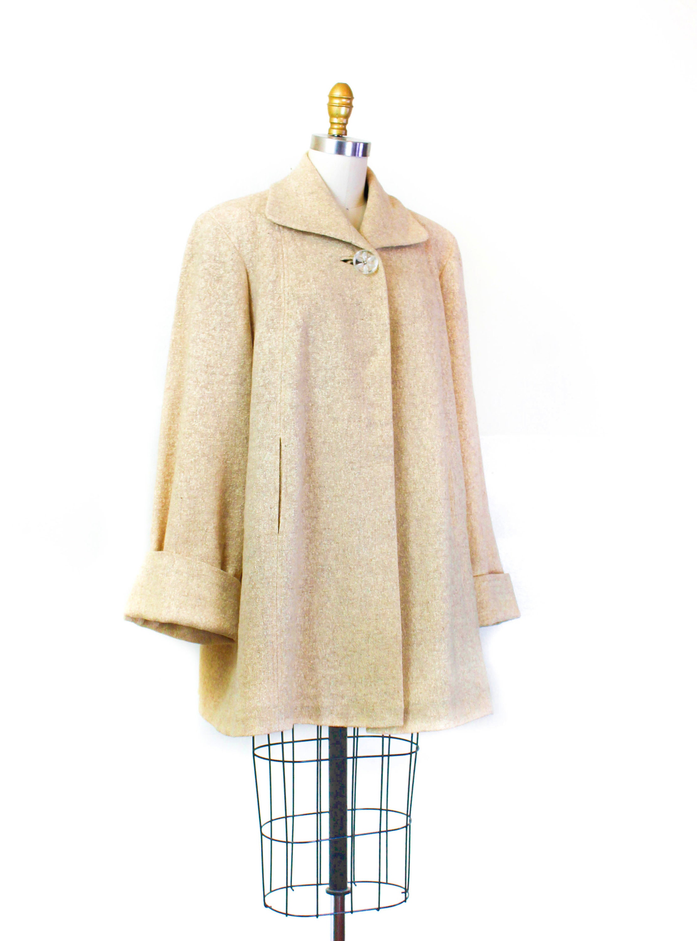 1950s swing coat // Macaroon vintage 1950s tweed cropped wool swing ...