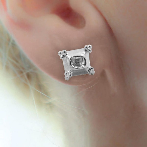 Square Silver Earrings, Silver Stud Earrings Handmade, Small Silver Studs, Handcrafted Stud Earrings, Hammered Square Earring, Stud Designs