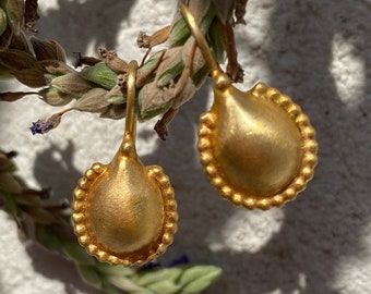 Gold Earrings, Gold Teardrop Earrings, Tear Drop Earrings, Drop Earrings Gold Handmade, Earrings Women, Earrings Gold Elegant, Gold Drops