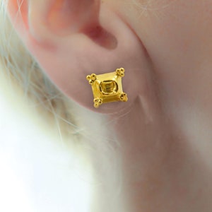 Gold Square Stud Earrings, Stud Earring Square Gold, Geometric Stud Earrings, Contemporary Gold Earrings, Minimalist Gold Stud Earrings image 2