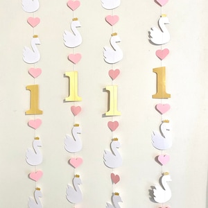 Princess Swan First birthday Decorations, Swan 1st Birthday Background, high chair decoration , Pink and Gold 1st Birthday Decorations Bild 1