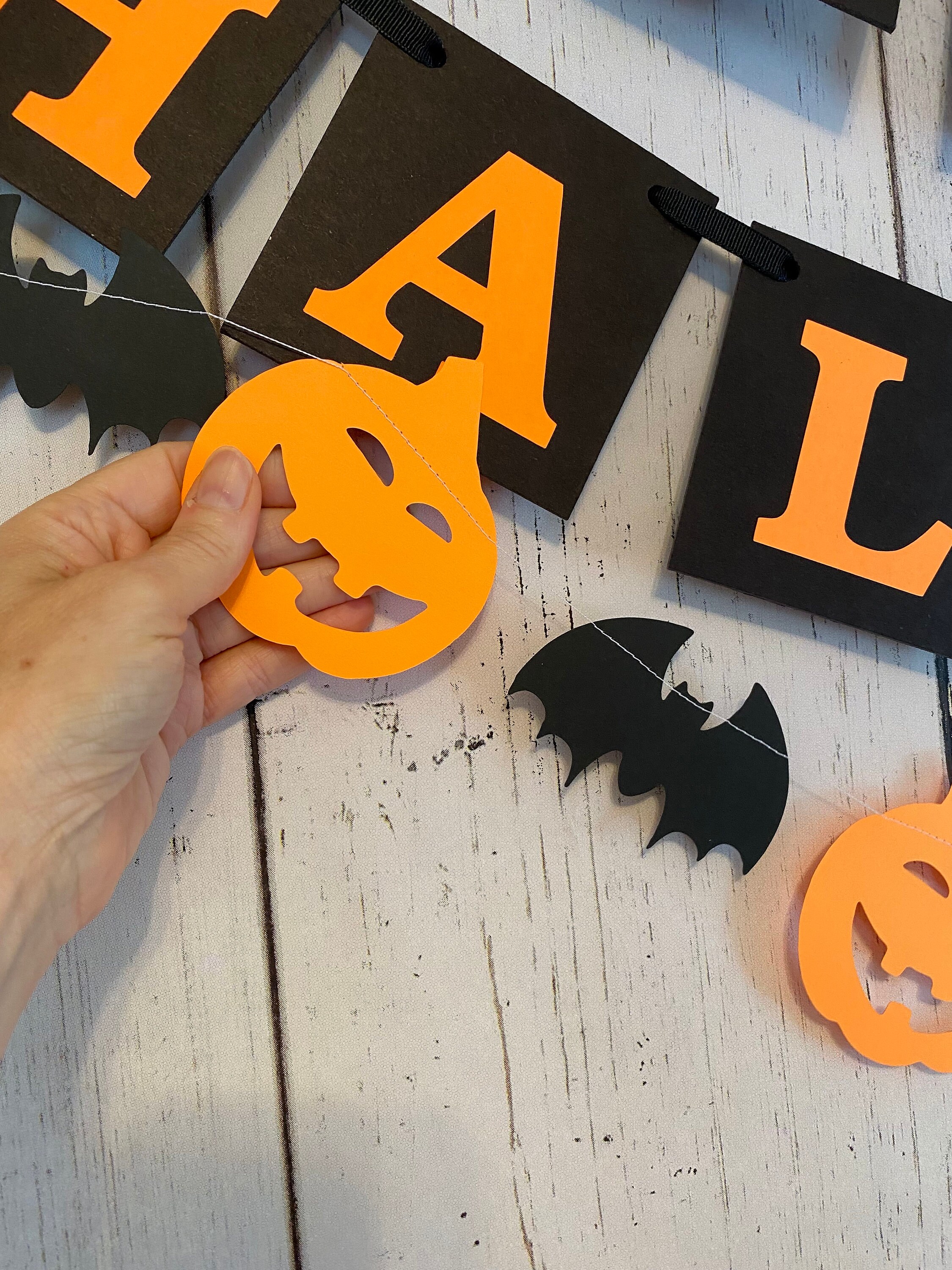 LIANRISES 5 Pièces Banderole Halloween Guirlande, Set De Décoration