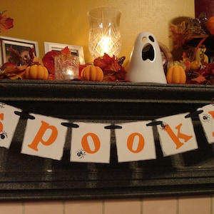 Halloween Decorations SPOOKY Banner Halloween Garland Halloween Banners Spooky Halloween Party Sign /Halloween/Photo Prop afbeelding 1