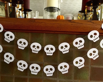 Sugar Skull Banner, 6ft White Skulls Garland, Halloween Decor