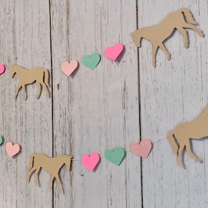 Cowgirl Birthday Garland: Pink Horse & Hearts Banner
