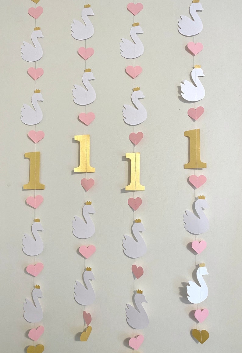 Princess Swan First birthday Decorations, Swan 1st Birthday Background, high chair decoration , Pink and Gold 1st Birthday Decorations Bild 6