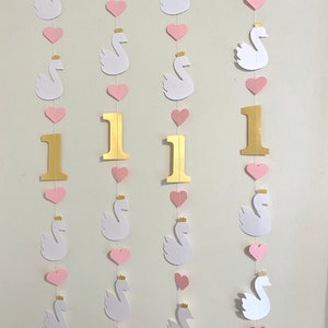 Princess Swan First birthday Decorations, Swan 1st Birthday Background, high chair decoration , Pink and Gold 1st Birthday Decorations Bild 4