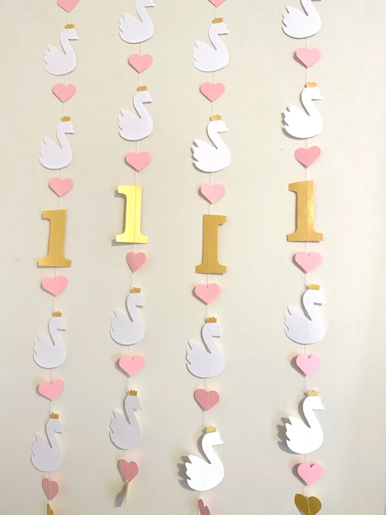 Princess Swan First birthday Decorations, Swan 1st Birthday Background, high chair decoration , Pink and Gold 1st Birthday Decorations Bild 5