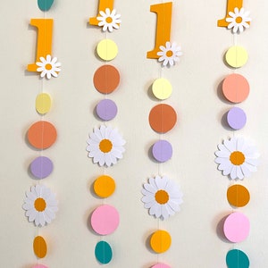 Groovy One 1st Birthday Garland: Retro Daisy Party Decor 画像 2