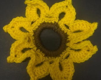 Coletero de girasol de crochet