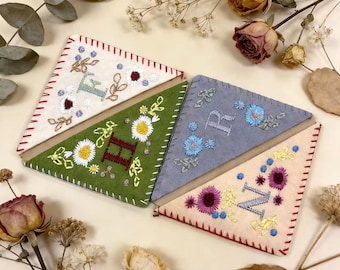 Personalized Initial Embroidered Bookmark, Custom Monogram Corner Book Mark for Readers, Thoughtful Gift for Book Lovers