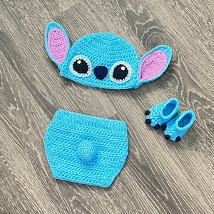 Handmade Baby Stitch Crochet Costume: 3-Piece Set