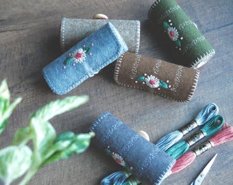 Wool Felt Needle Scroll Case Organizer Sewing Kit ø Needle Roll ø LoftFullOfGoodies