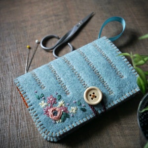 Wool Felt Needle Book Case Organizer Sewing Kit ø Florals ø LoftFullOfGoodies image 1