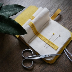 Wool Felt Needle Book Case Organizer Sewing Kit ø Lemon Meringue Pie ø LoftFullOfGoodies