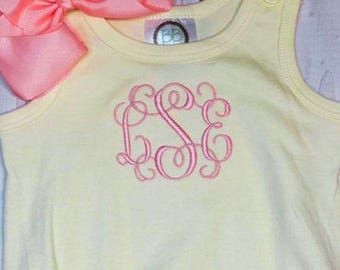 Babybubbel met monogram, gepersonaliseerd monogram jongen of meisje, terug naar de kleuterschool, gelukkige verjaardag zomerbubbel, strandkleding gepersonaliseerde initiaal